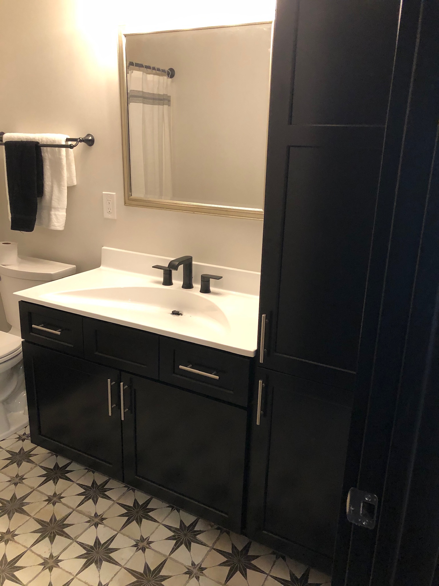 Bathroom Remodeling Services In Woodbury - Black