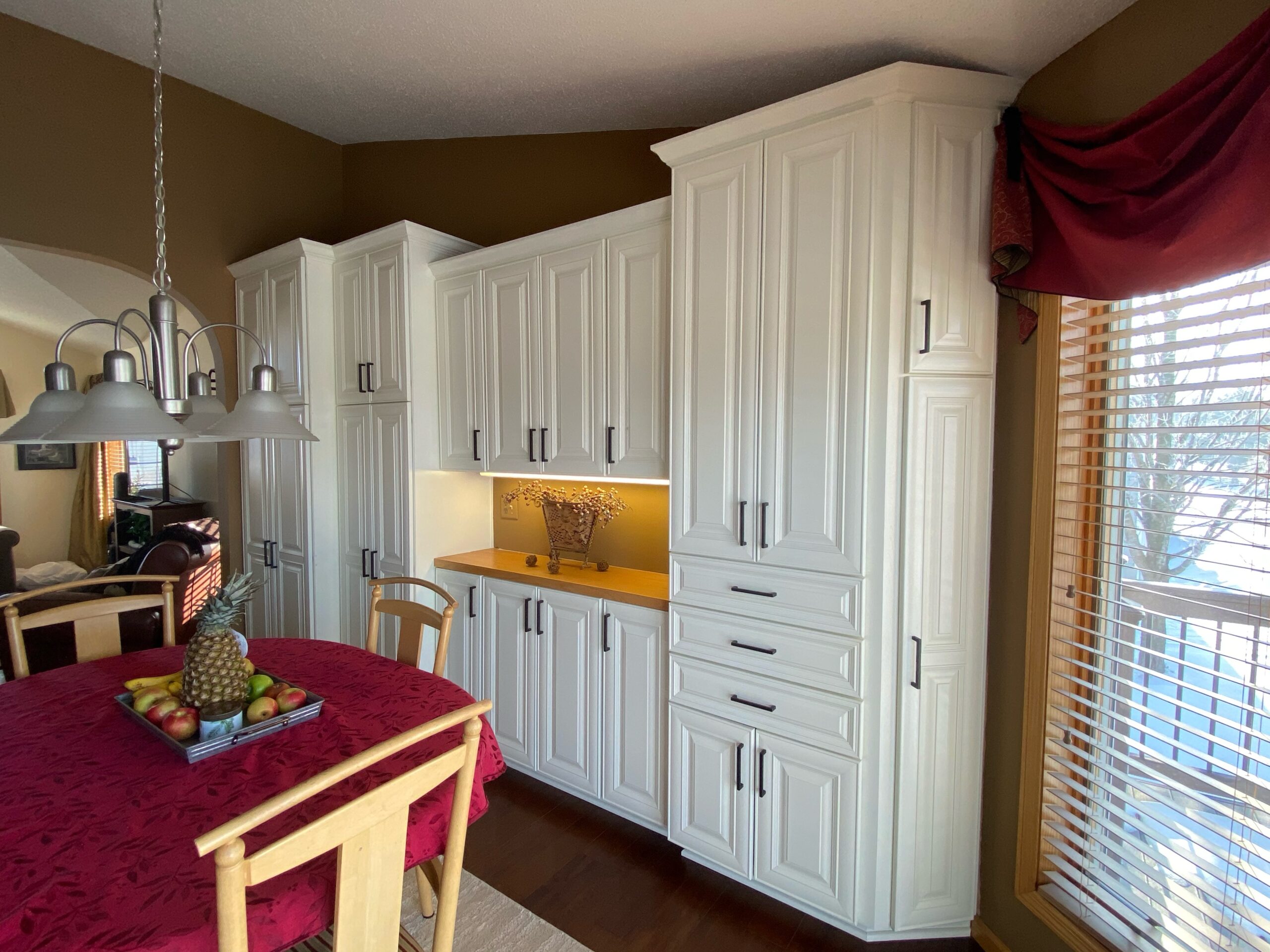Cabinet Painting Services