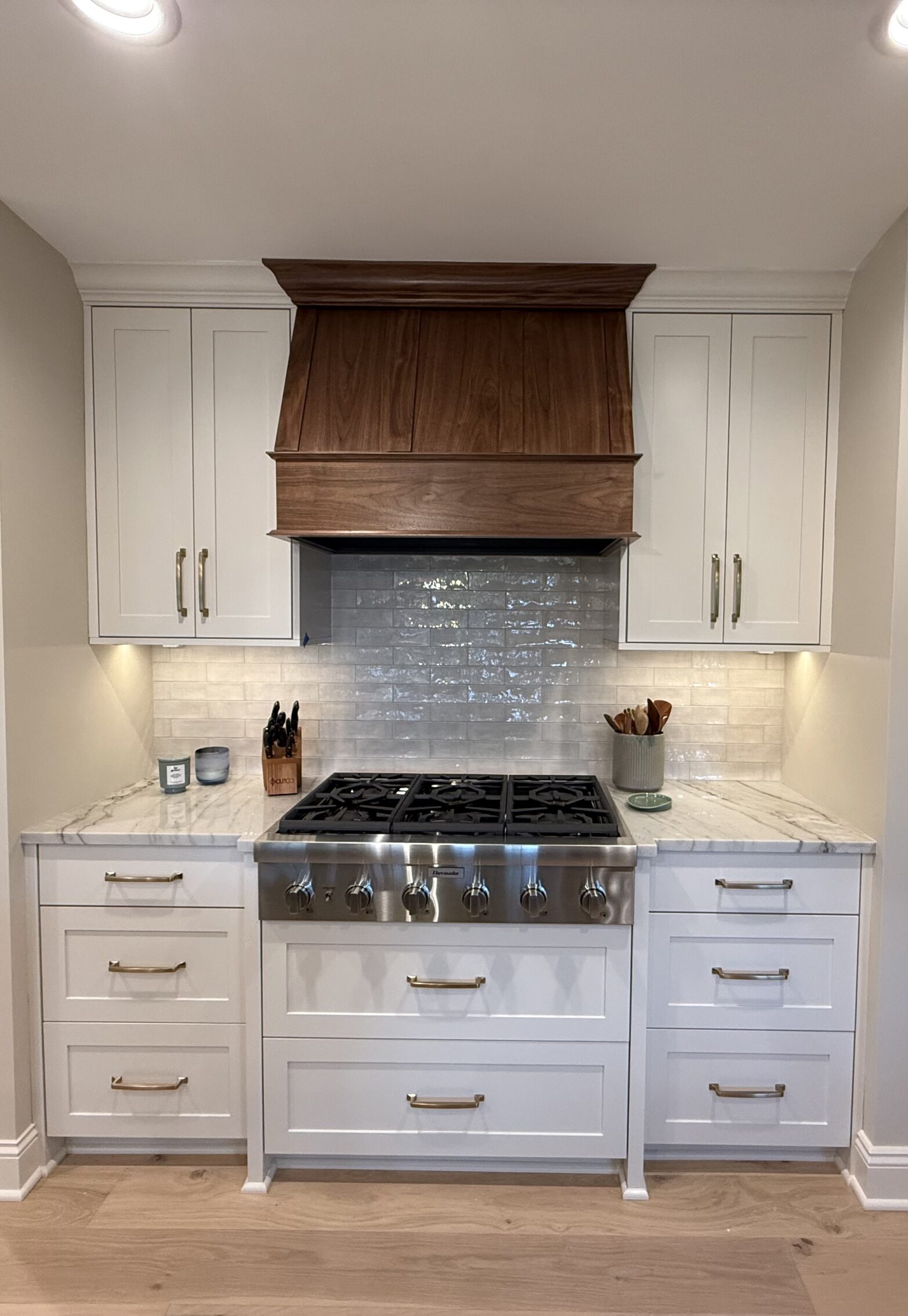 White Kitchen Kitchen Design Services in Woodbury - Wood
